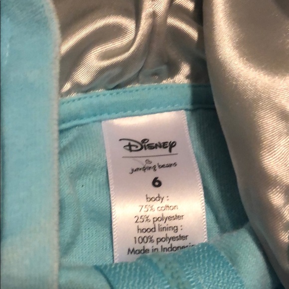 Frozen Sweatshirt Size 6 - Picture 3 of 4